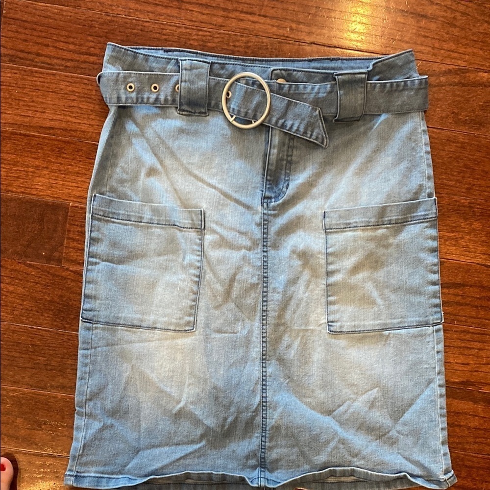 D. Jeans Blue Pencil Skirt